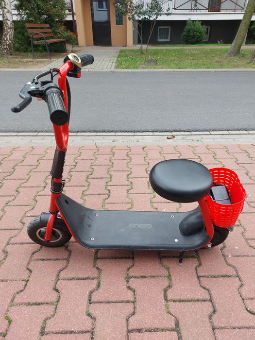 Hulajnoga elektryczna dla dziecka