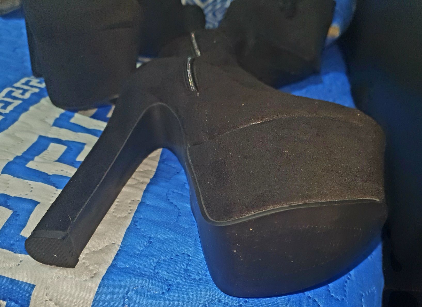 Botas cano alto 37