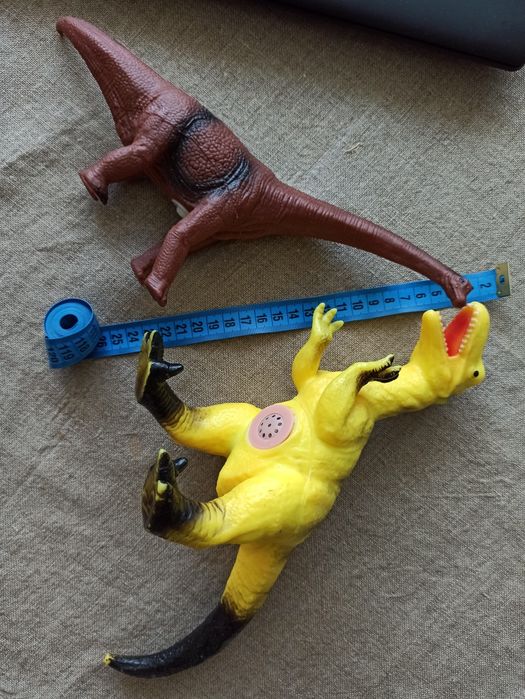 Динозаври резинові звукові