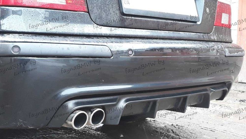 BMW E39 дифузор в задній М бампер БМВ Е39