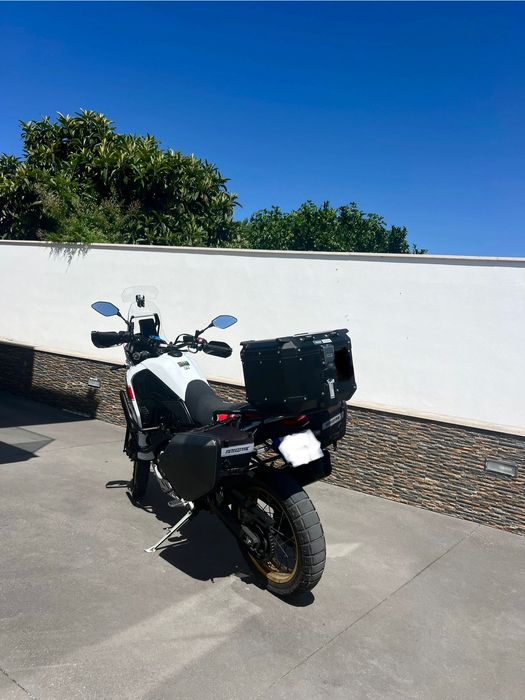 Yamaha tenere 700 quadrante a cores 2023- aceito troca automóvel
