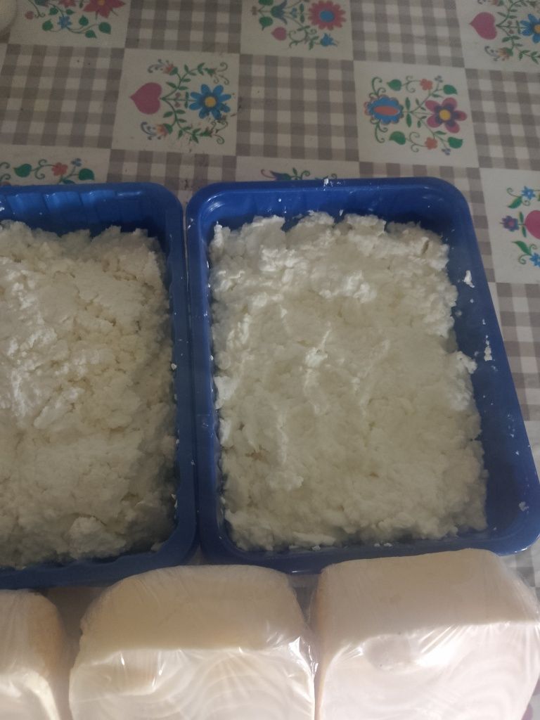 Masło i twaróg wiejski