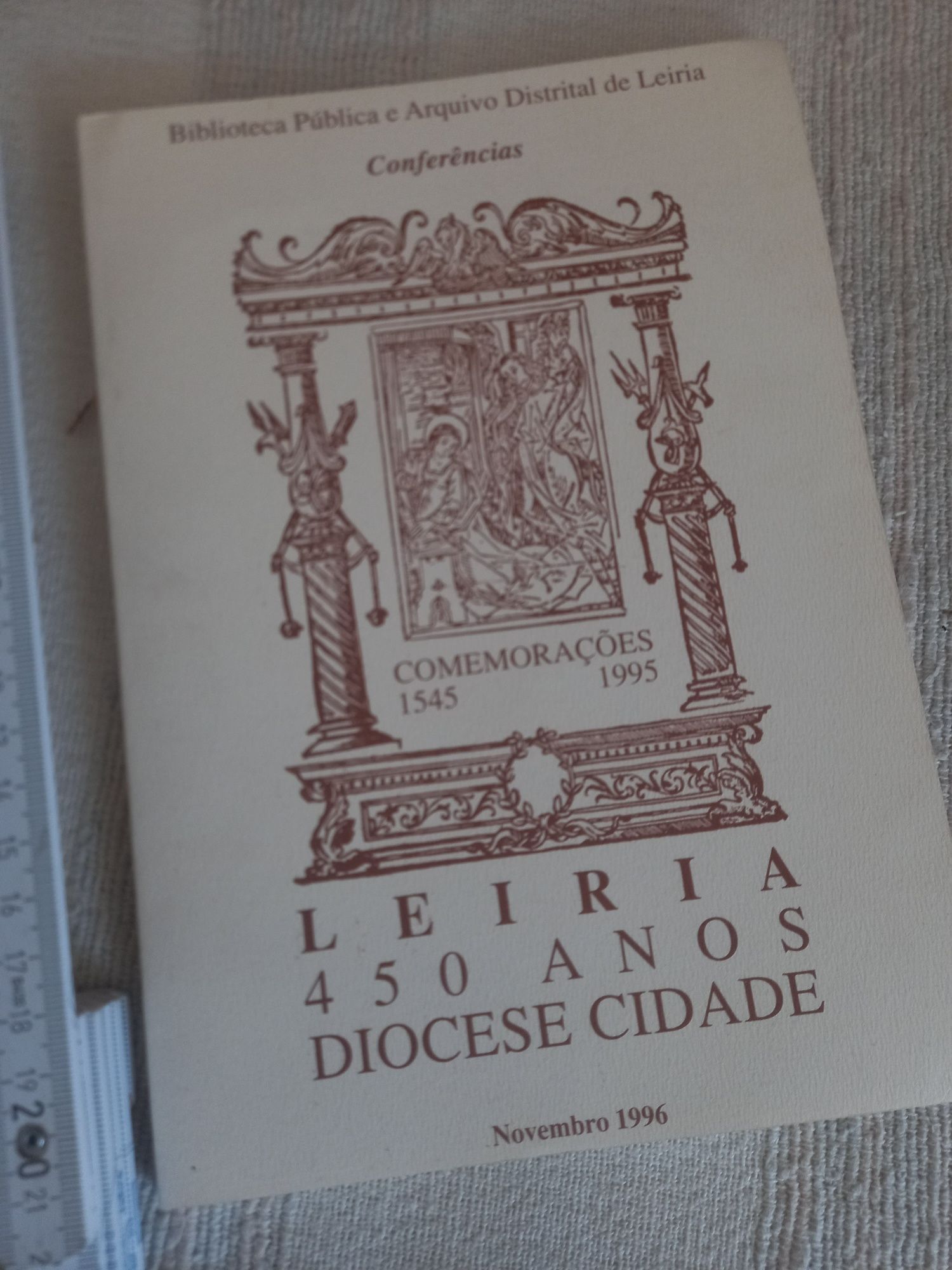 Livro sobre a Diocese de Leiria