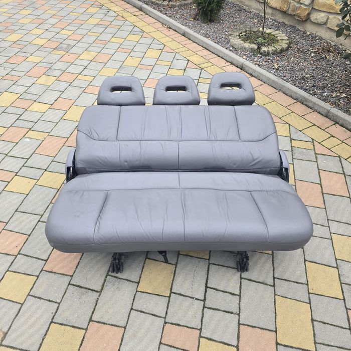 Сидіння диван шкіра для авто. 1.2м ширина.