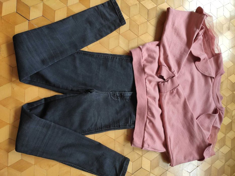 Bluza z falbankami -czarne dżinsy z wysokim stanem- zestaw- Zara Cropp
