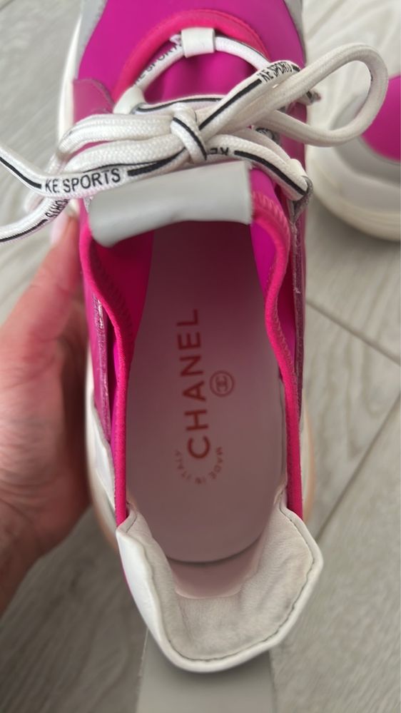 Кросівки Chanel