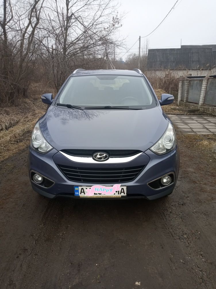 Продам Hyundai ix35 2012г.в.