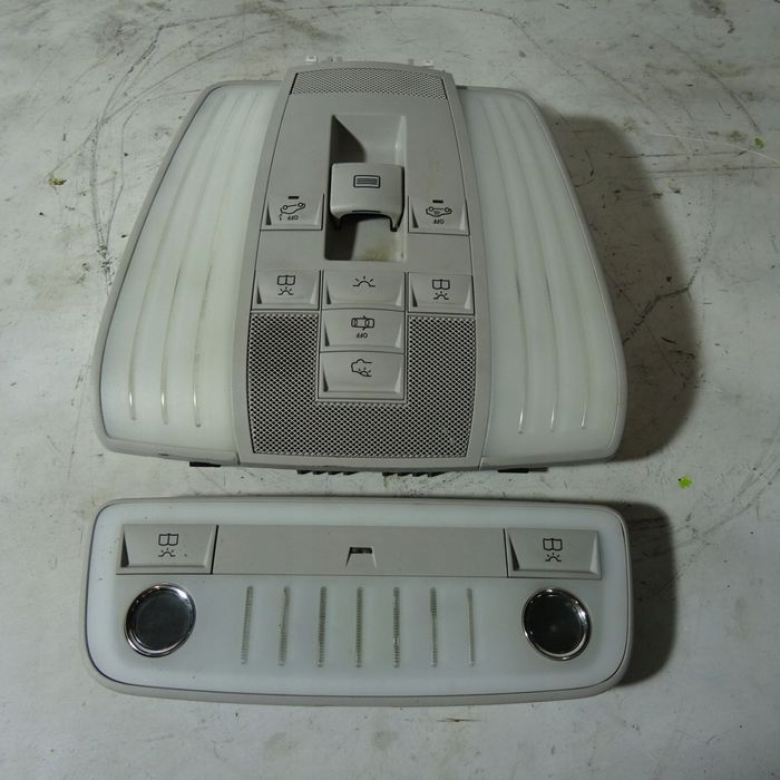 MERCEDES E S212 LAMPKI WNĘTRZA A0009054903