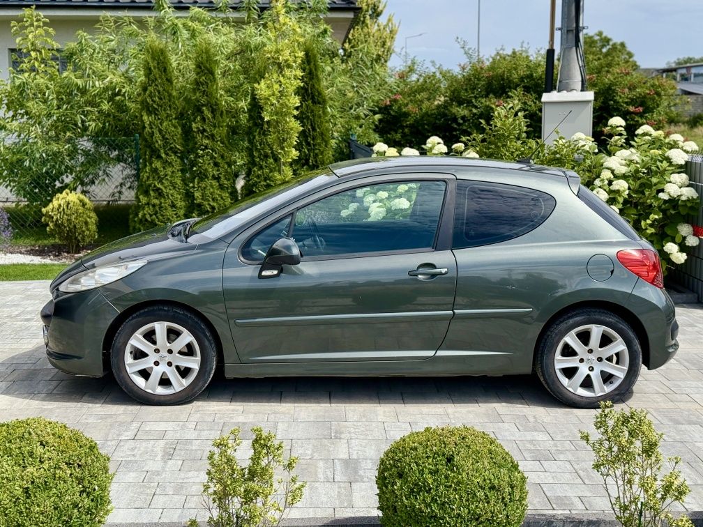Peugeot 207 Hatchback