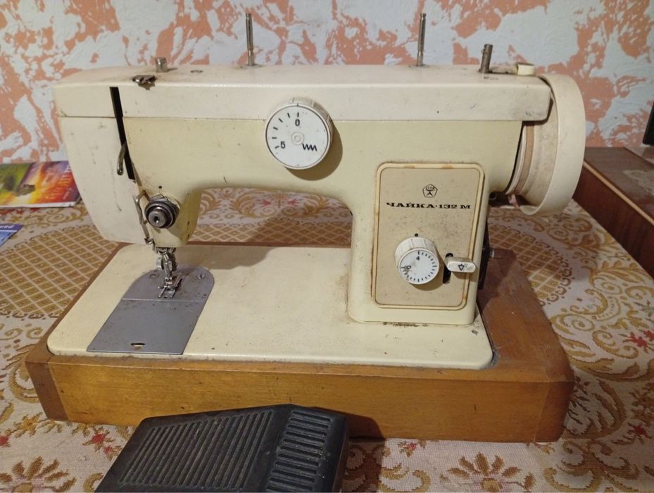 Швейна машинка чайка 132 м