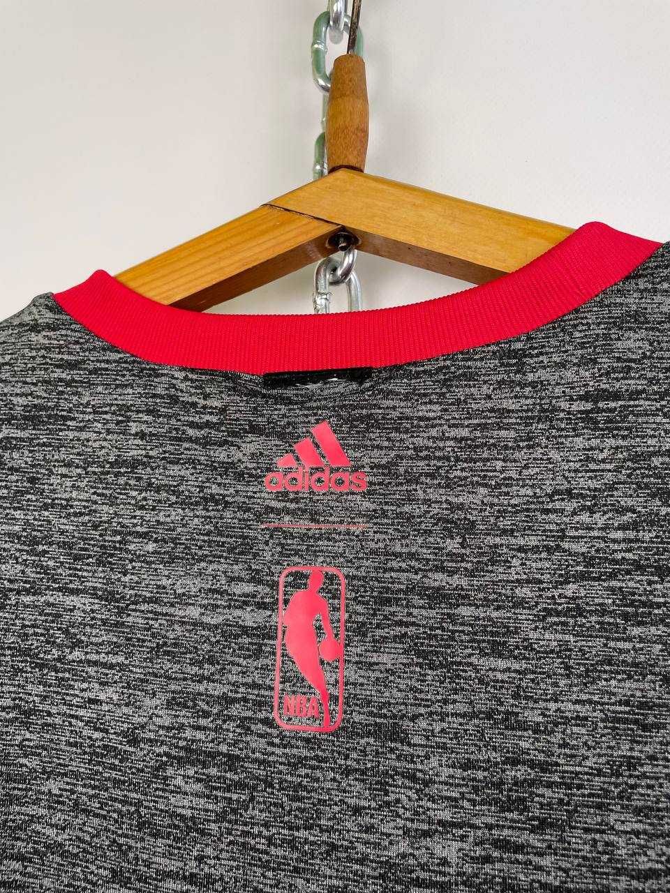 Чоловіча двухстороння баскетбольна майка adidas chicago bulls nba