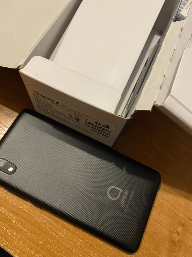 Alcatel 1B czarny