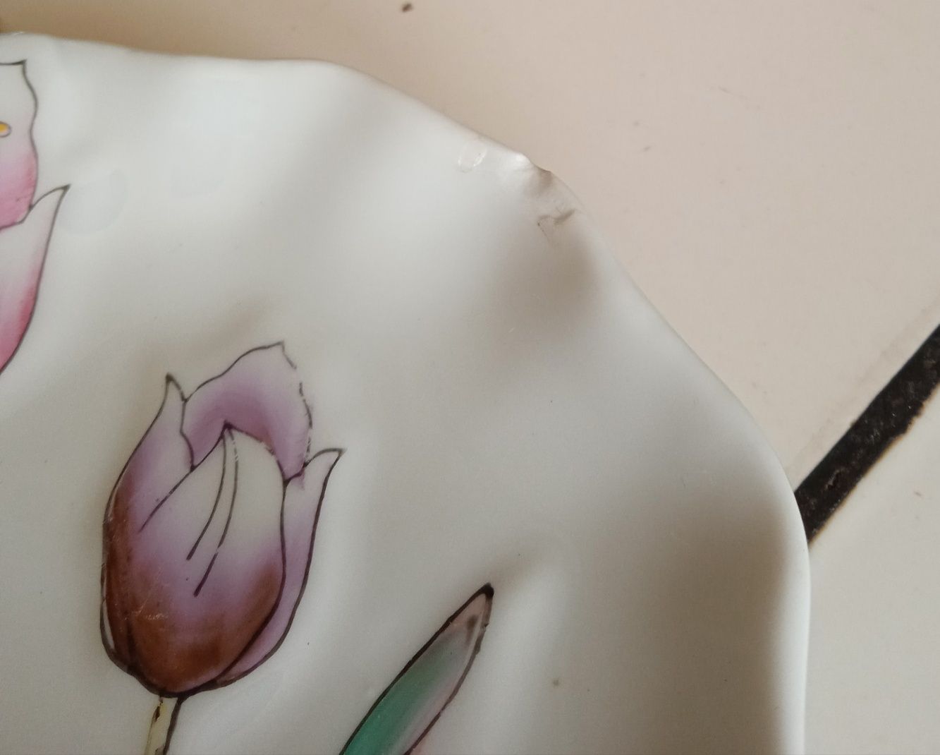 Ceramiczny zestaw w tulipany