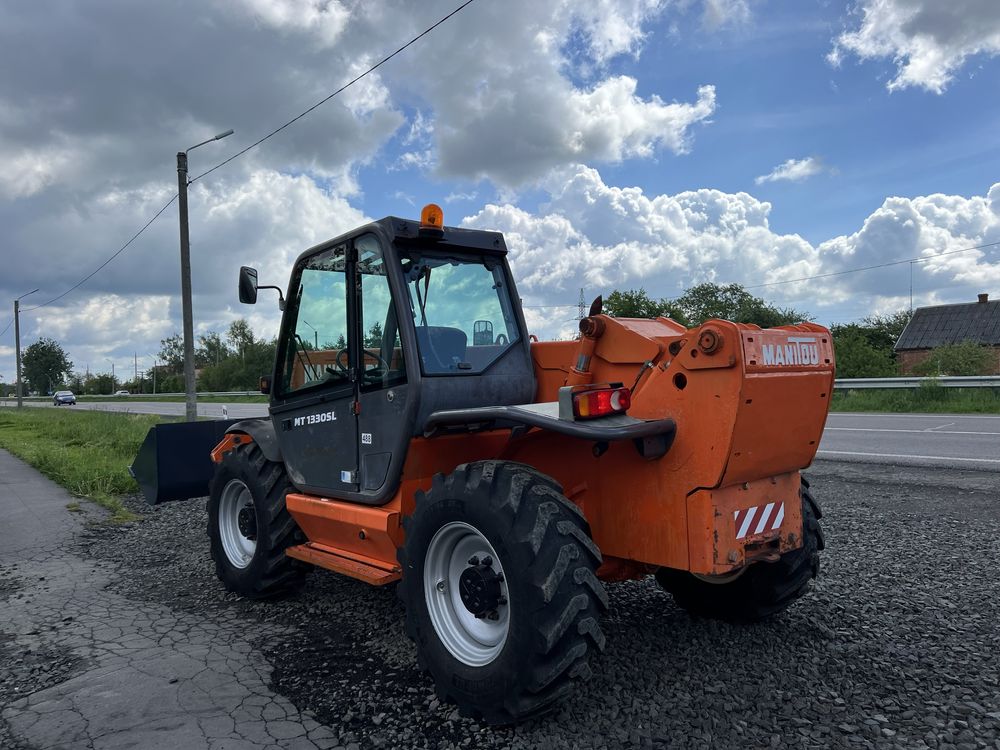 Маніту Manitou MT1330 телескопічний JCB