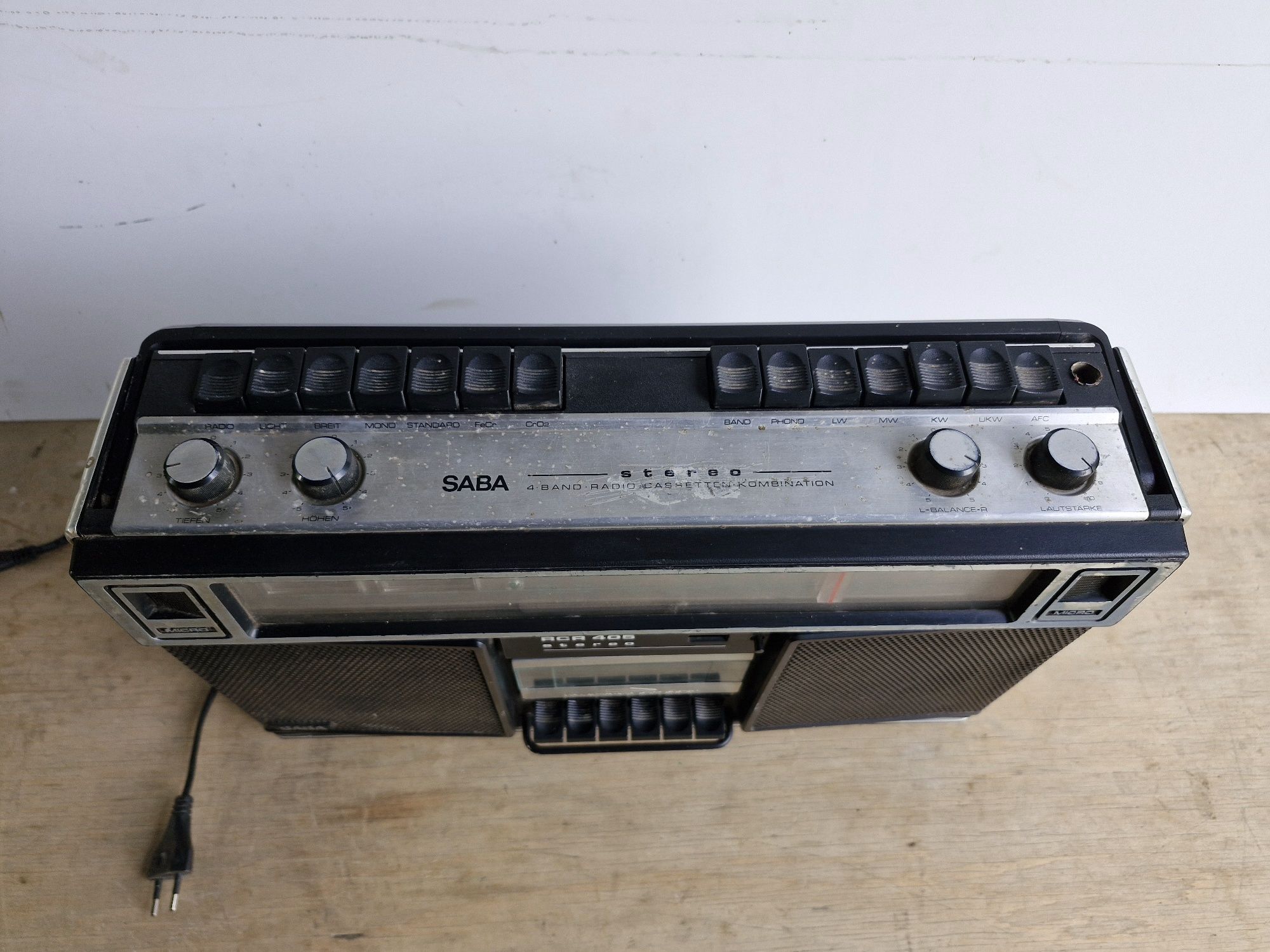Stary Radiomagnetofon SABA RCR 405
