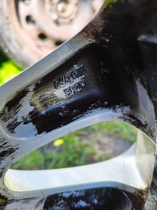 Felgi BMW E87 5x120, opony całoroczne 205/55/16 jak nowe