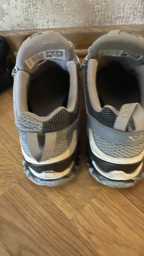 Кроссовки  SALOMON и Кеды Vans 100гр  за две пары