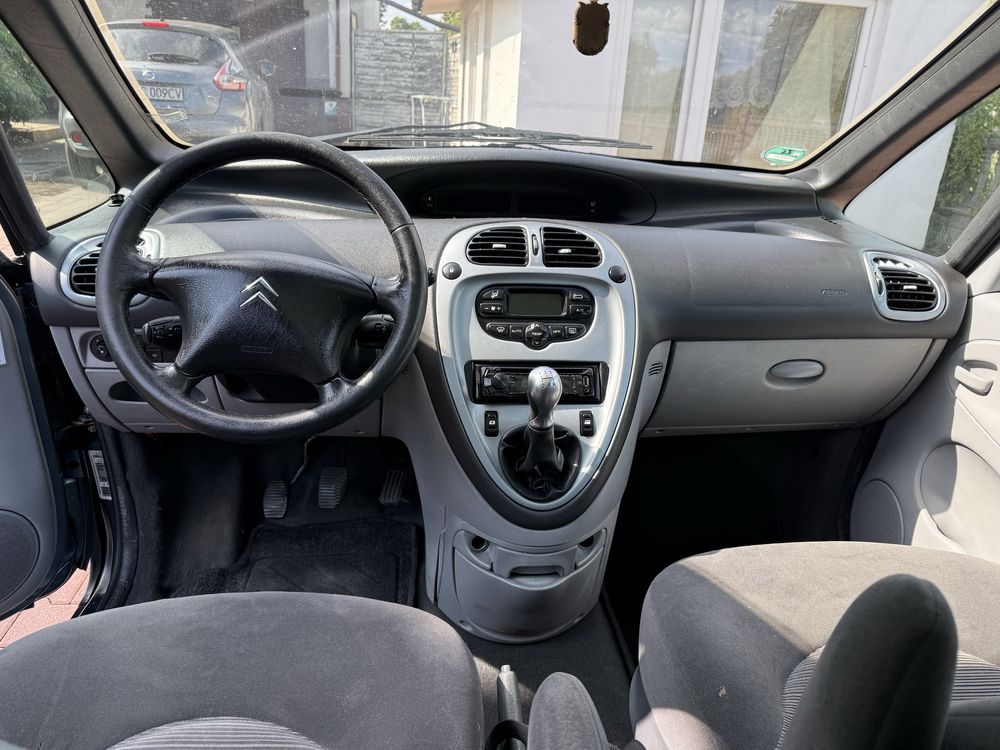 Citroen Xsara Picasso 1.8 16V benzyna. Sprowadzony. Sprawny zadbany.