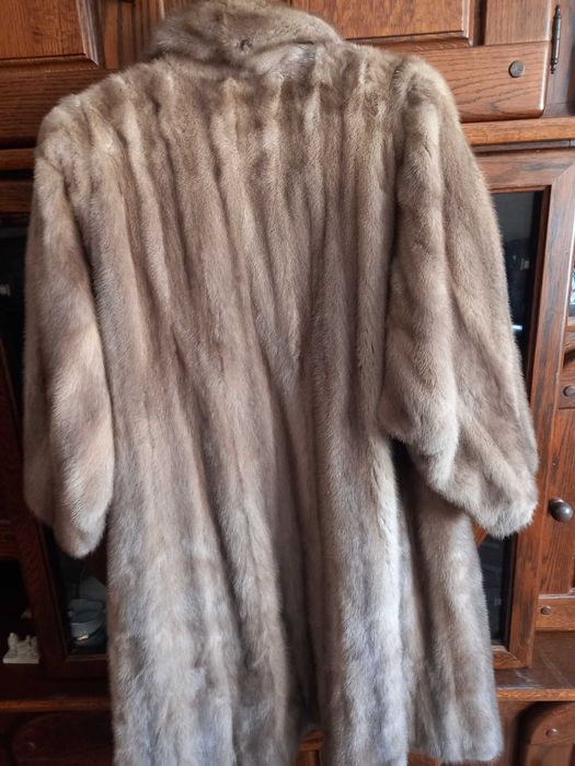 Продається шуба норкова, 48-50 розміру