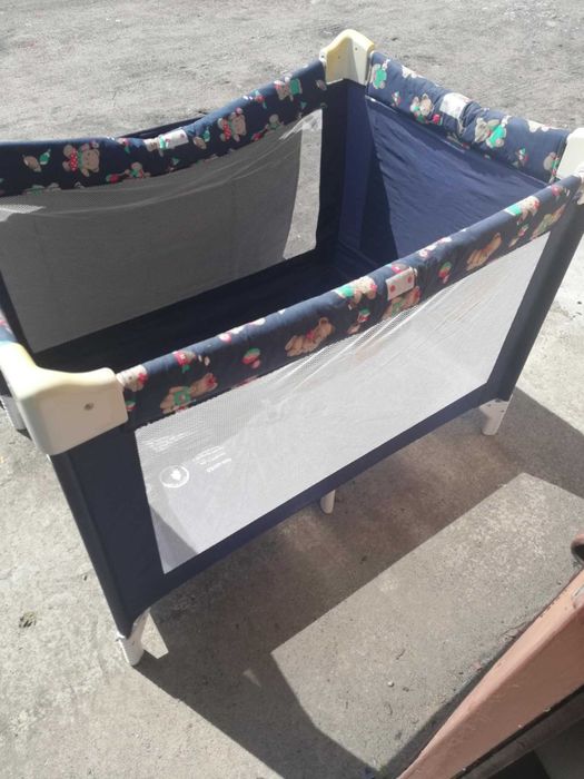 Łóżeczko turystyczne składane z wkładem -  sprawne