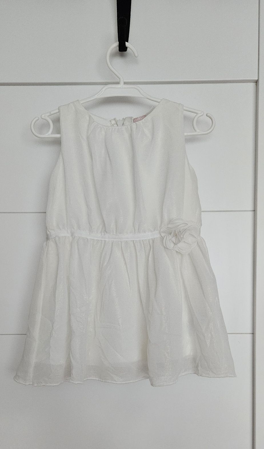 Elegancka sukienka 74 / 80