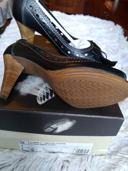 Продам туфли женские Geox р. 35