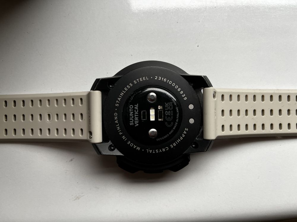 Smartwatch Suunto Vertical Black Sand