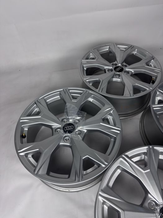 НОВІ ДИСКИ Ауді R17 5.100 et:43 цо:57,1 ауді а1 а2 а3 , шкода тур