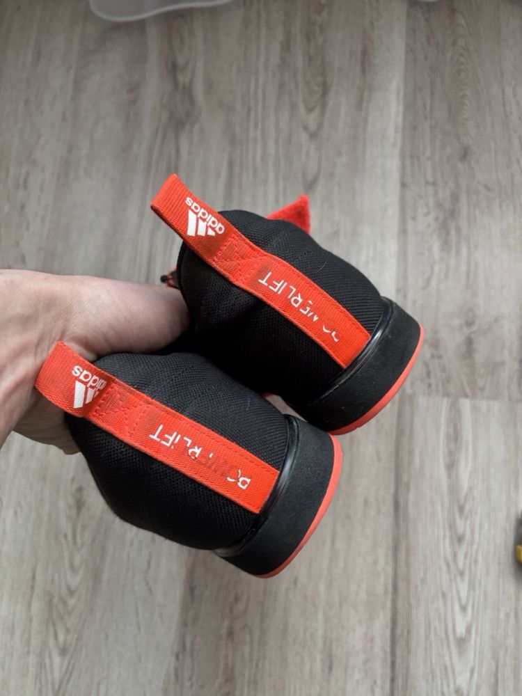 Взуття для тренажерного залу Adidas Powerlift 4 чорний 2021