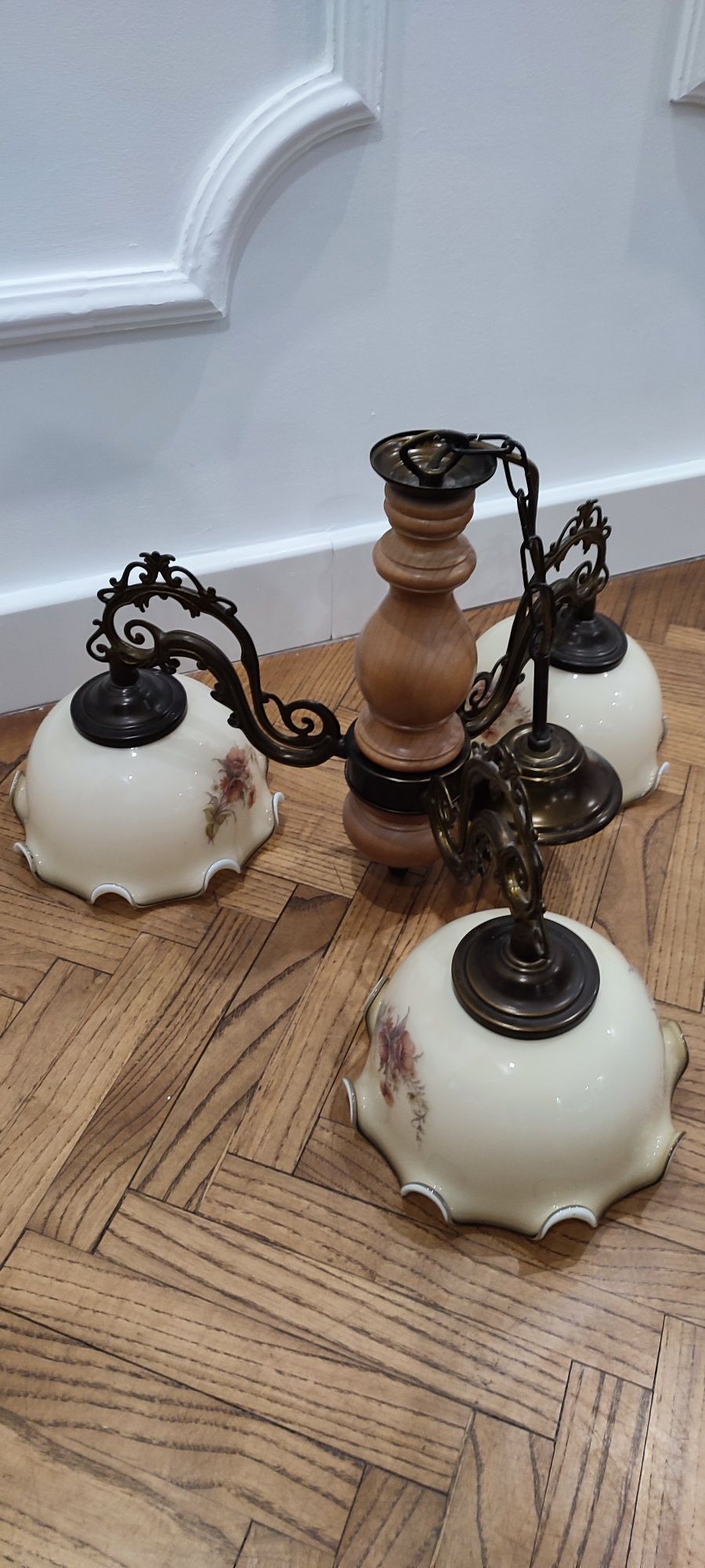 Lampa stojąca plus dwie lampy sufitowe