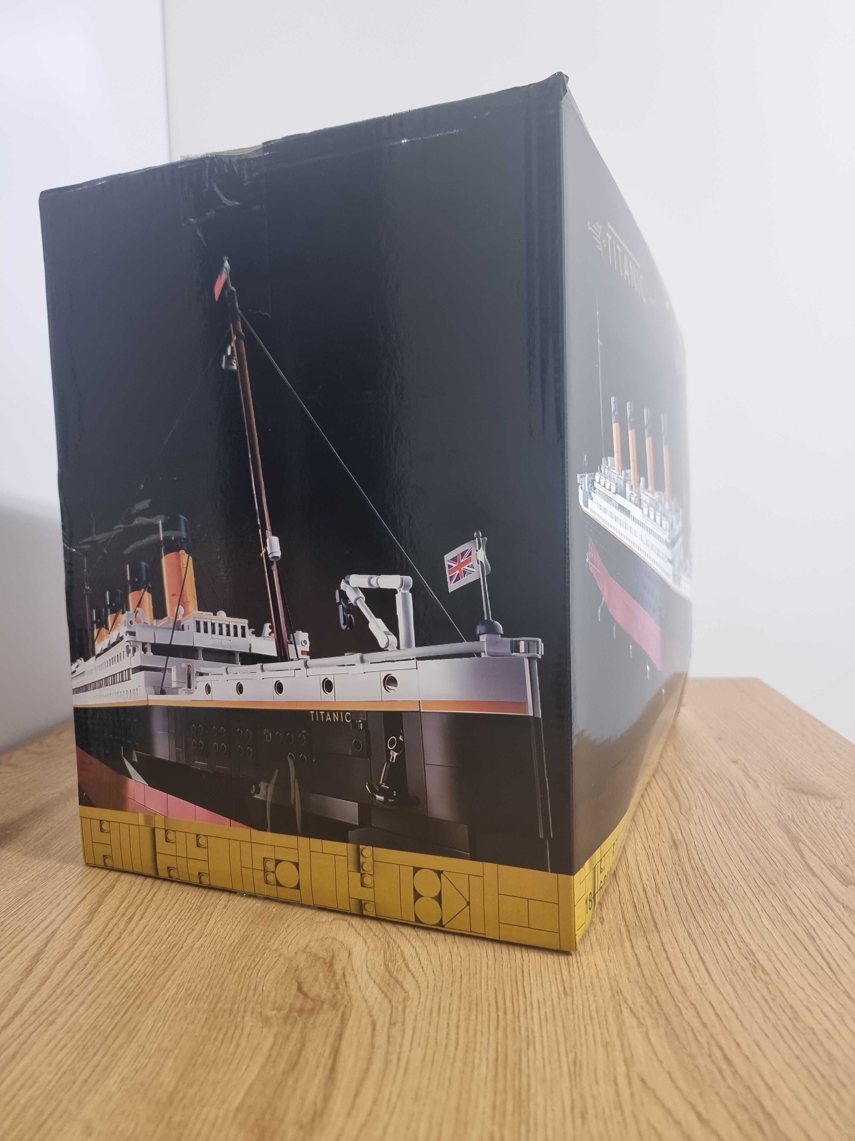 Конструктор 1в1 як LEGO Creator Expert Титанік Titanic (9090 дет)