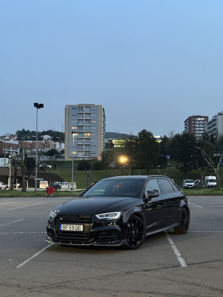 Audi S3 Sportback 2.0 TFSI Quattro - BlackEdition