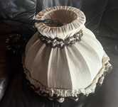 Śliczna wisząca lampa. Kuta z lnianym abażurem. Śr. 50 cm. Boho