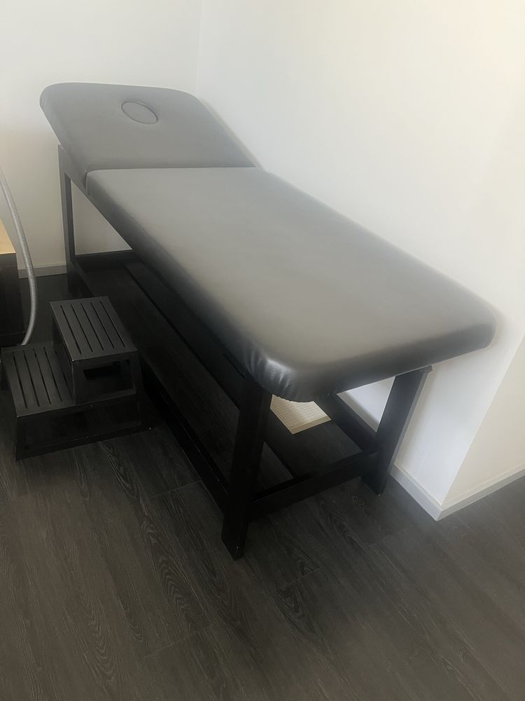 Vede -se Marquesa Preta para Estètica/ Consultorio Médico