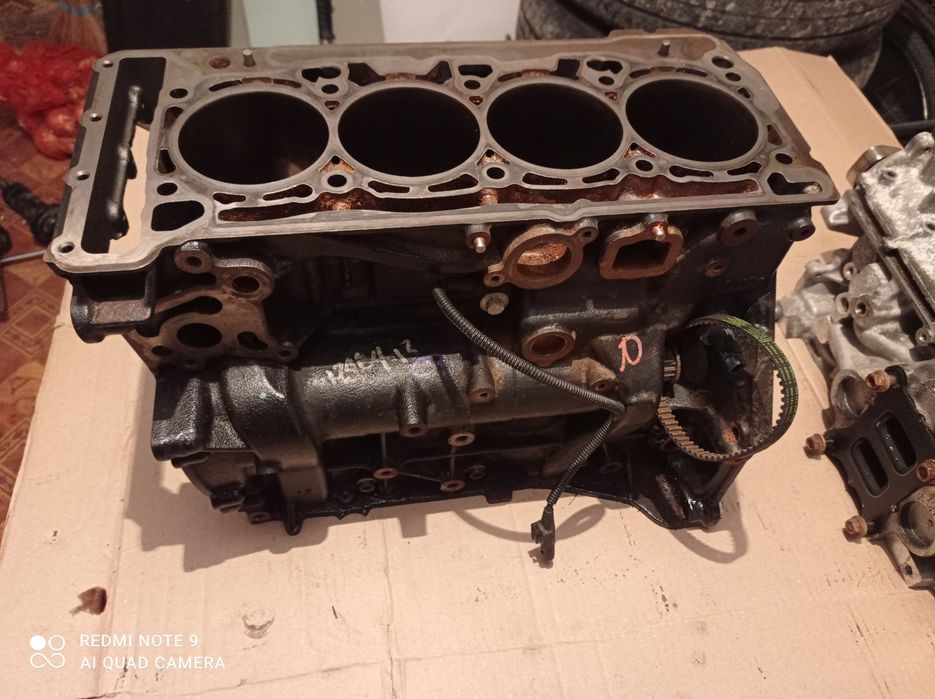 Volkswagen 2.0 tfsi 2018 год. Гбц, блок, поддон, крышка клапанов