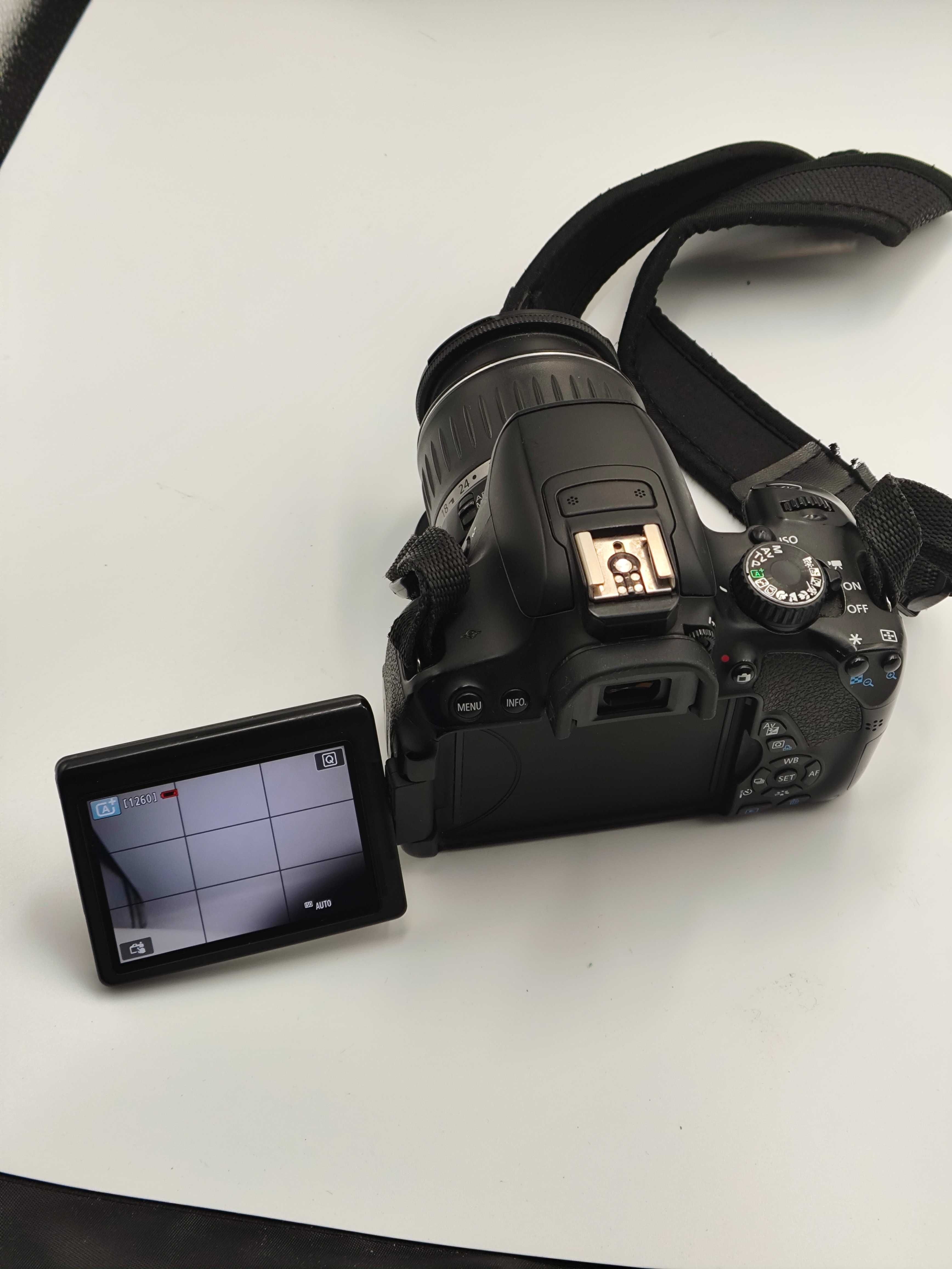 Aparat fotograficzny Canon EOS 650D korpus/obiektyw 18-135mm + 18-55mm