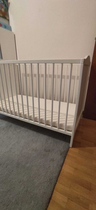 Vendo Berço IKEA com colchão