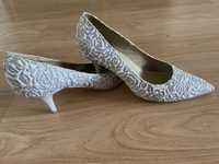 Ажурні (весільні) туфлі 37 р