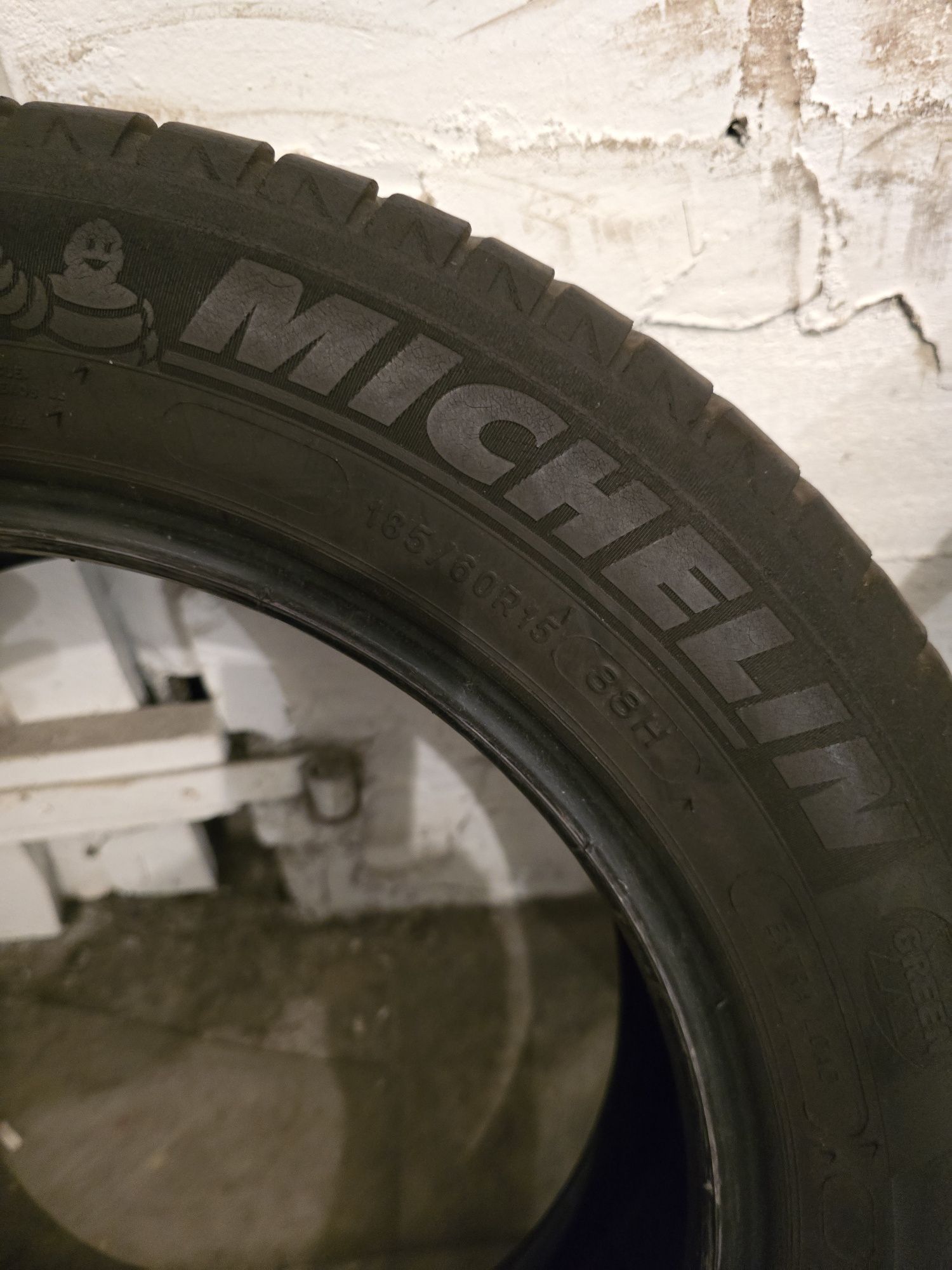 Michelin Energy Saver 185 / 60 R15