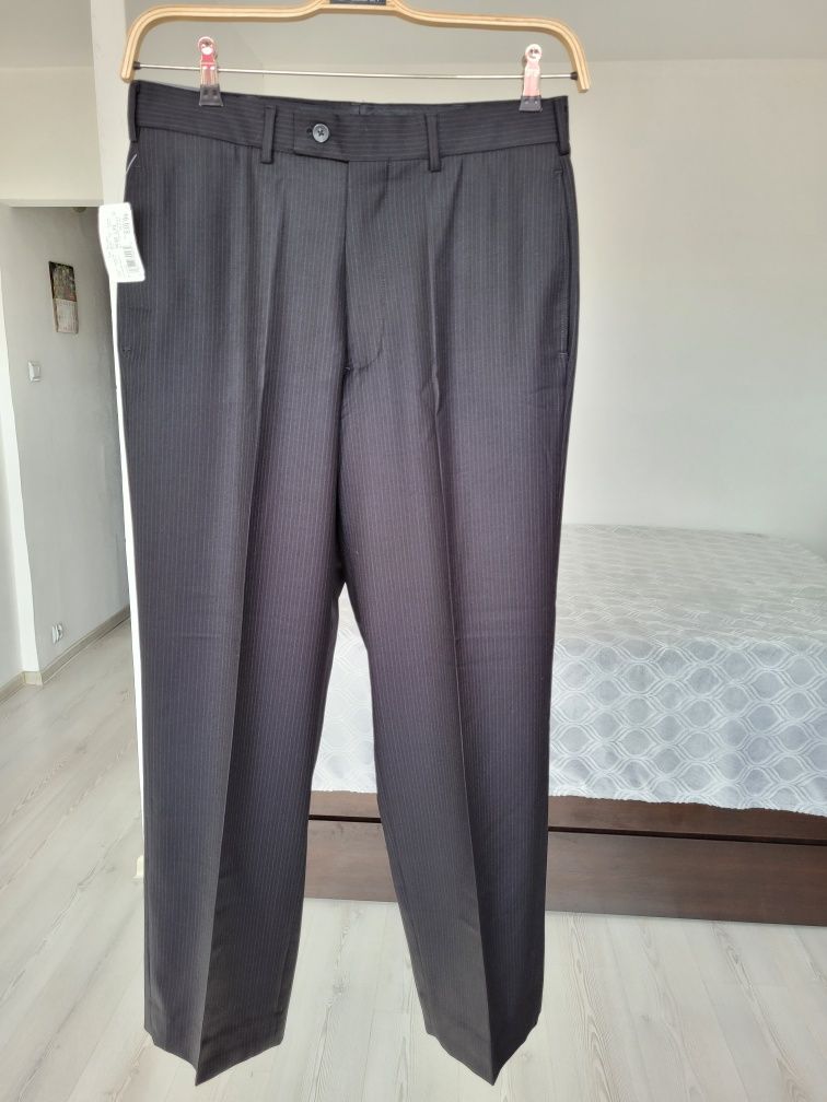 Spodnie garniturowe Van Heusen 30W x 30L, XS, S.