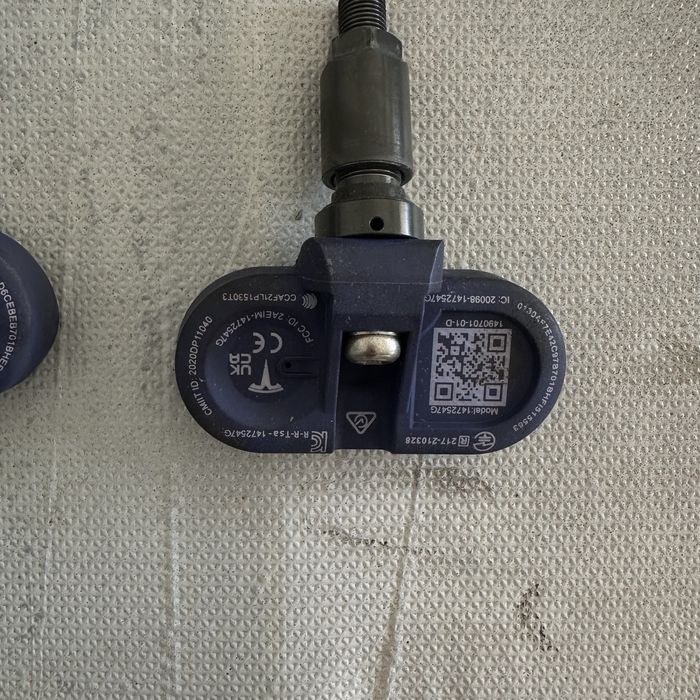 Czujniki ciśnienia tesla model 3 bluetooth