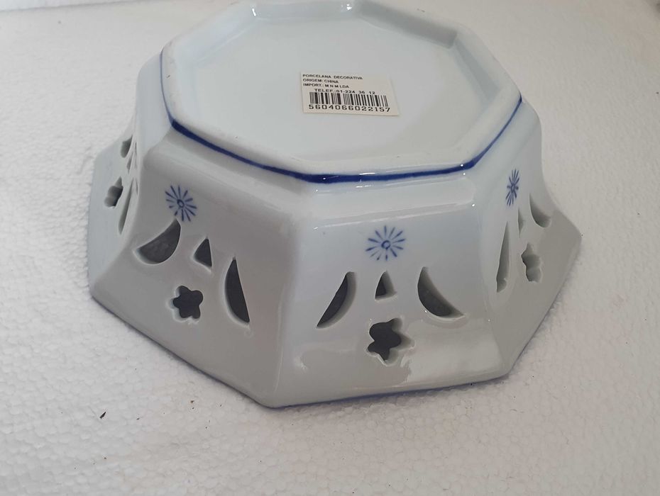 Taça Oriental em porcelana azul - China - vintage
