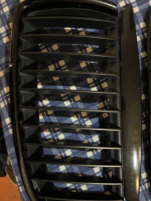 Grelhas Bmw e90 320d