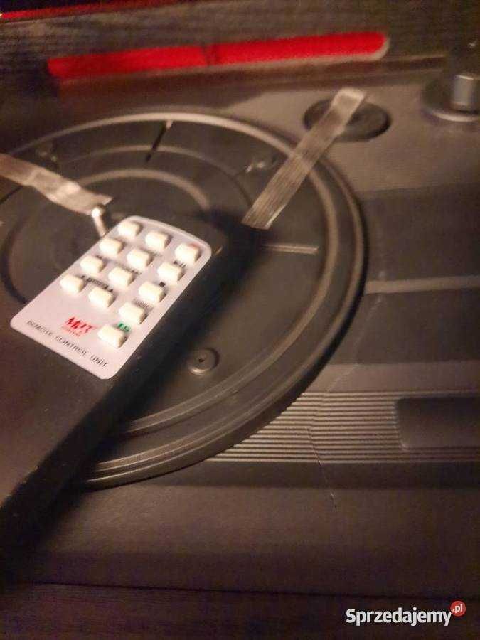 NR-620 Gramofon retro