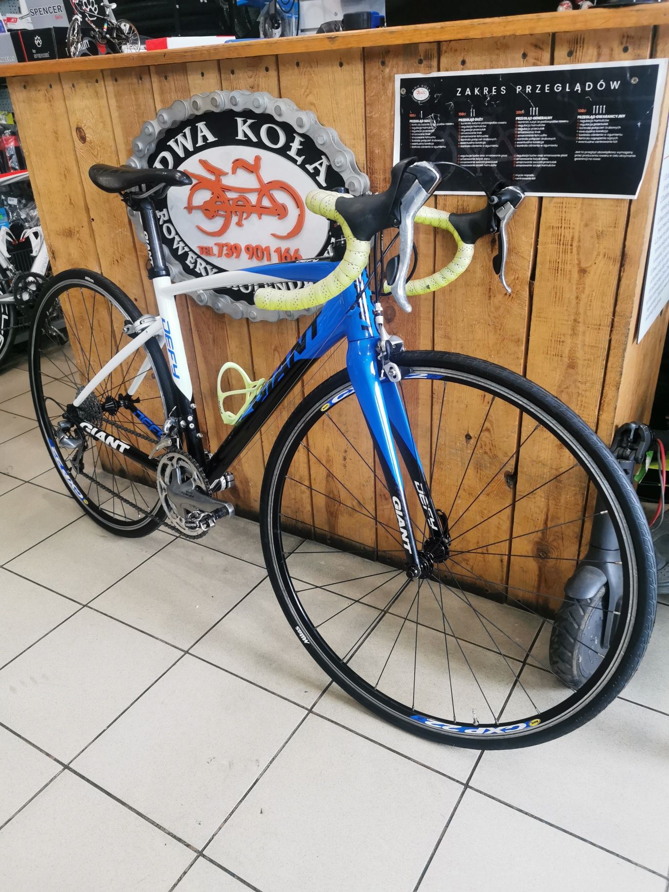 Rower szosowy Giant Defy