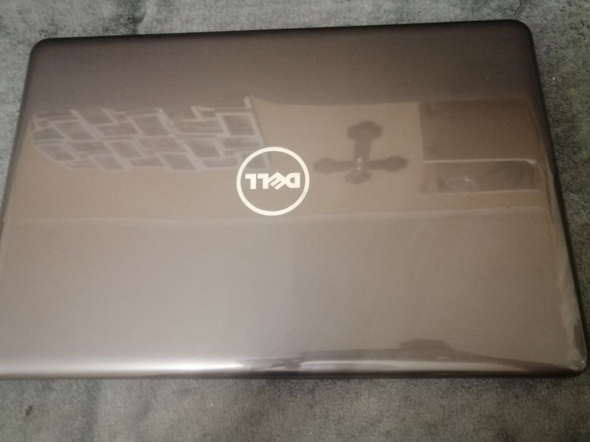 Laptop dell inspiron 5565