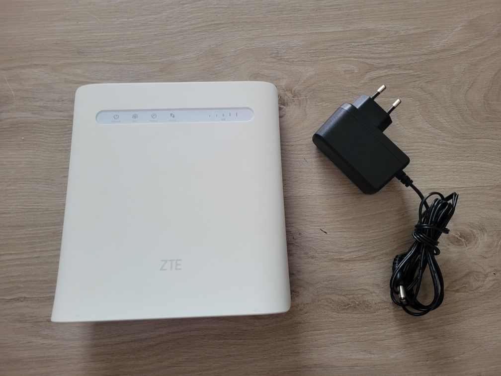 Router bezprzewodowy  ZTE MF286R LTE