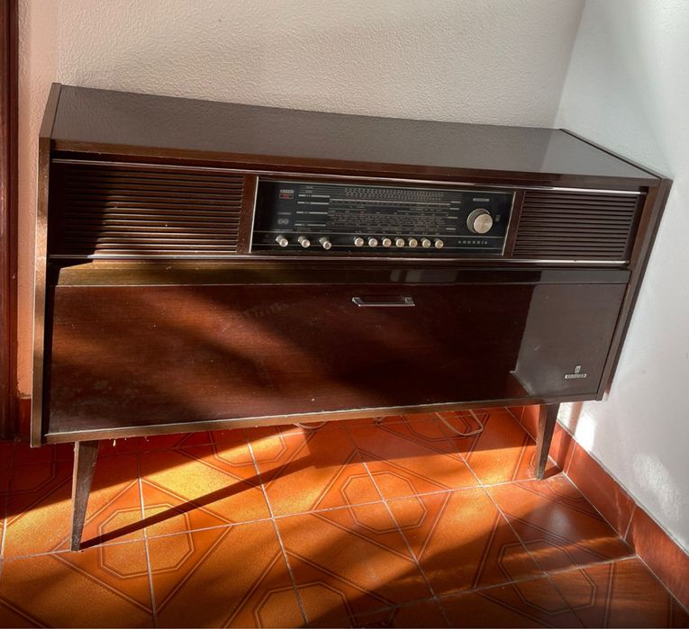 Móvel Grunding-aparador