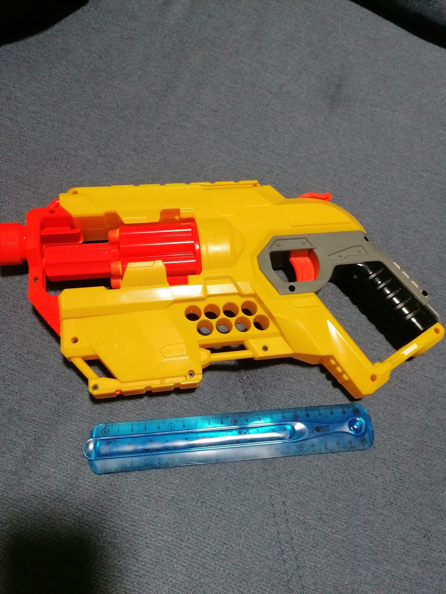 Бластер Nerf Alpha Strike