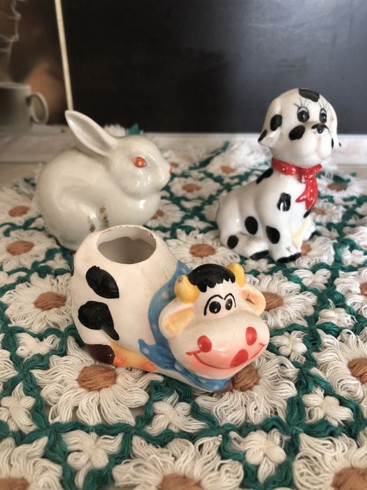 Різні порцелянові та фарфорові статуетки часів СССР